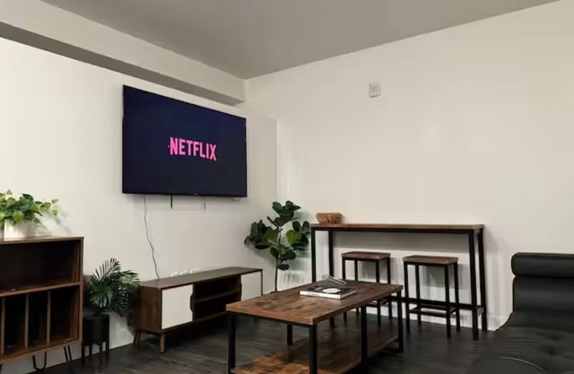 Modern and Lavish unit