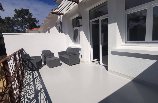 Modern Apartment with Balcony and Pool Near Forest