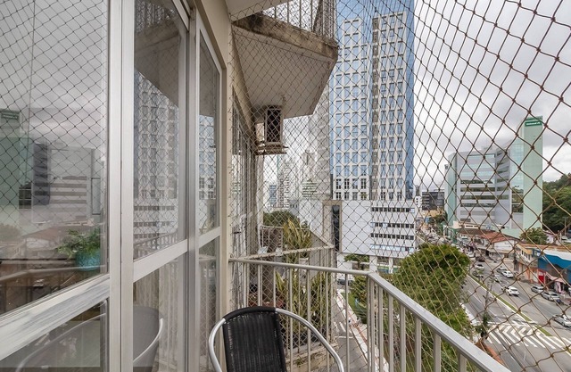 Modern Apartment Near the BC Ferris Wheel Mbh0601