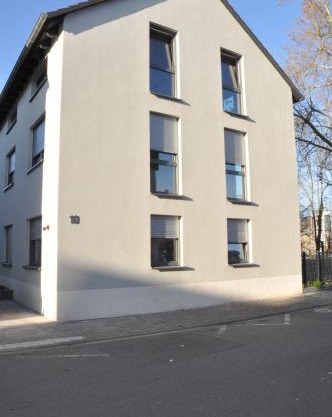 Modern Apartment in B'heim EG Nr 2