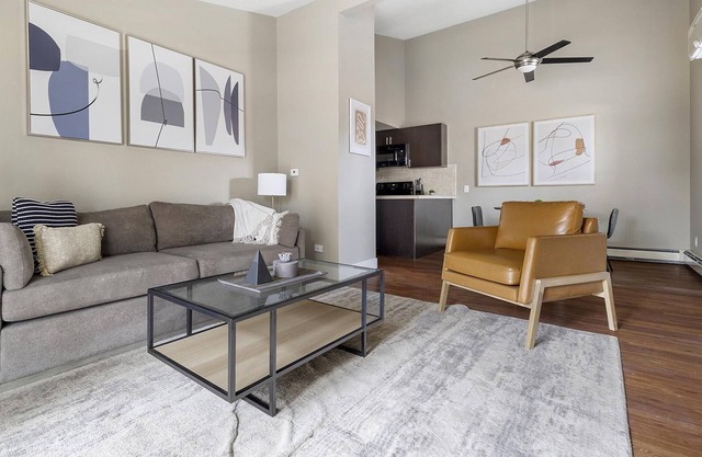 Modern Apartment in Prime Location (ID9230X68)