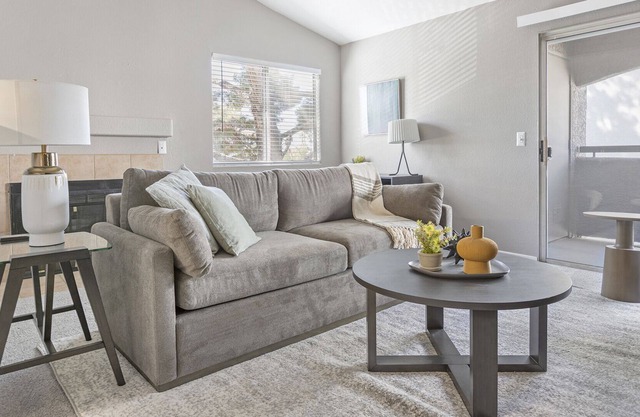 Modern Apartment in Prime Location (ID1009X961)