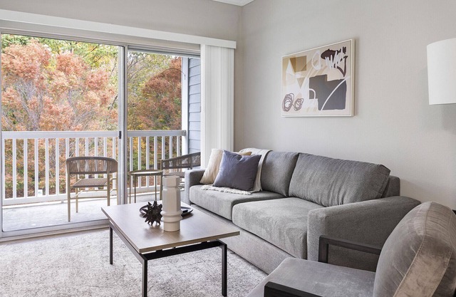 Modern Apartment in Prime Location (ID1208X307)