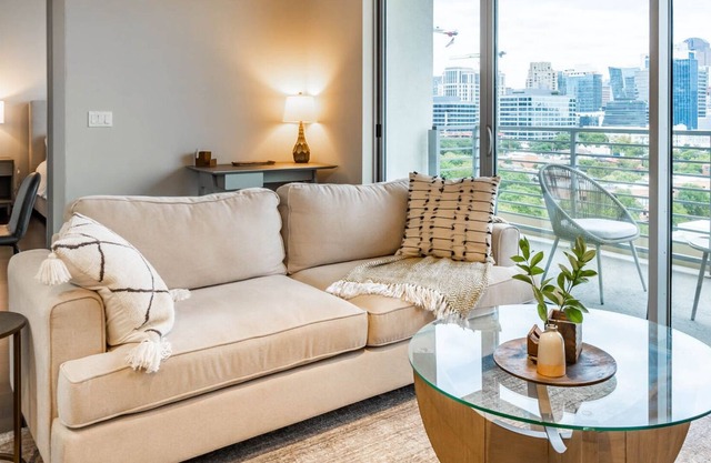Modern Apartment in Prime Location (ID1513X37)
