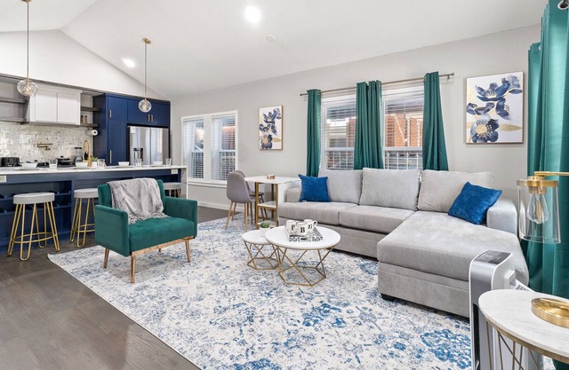 Modern Apartment in Prime Location (ID1204X610)