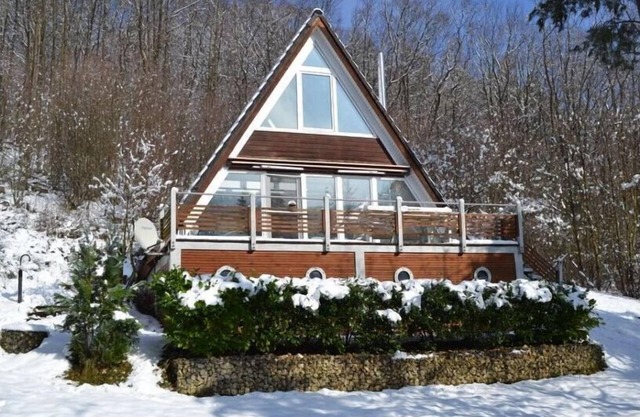 Modern apartment near centre