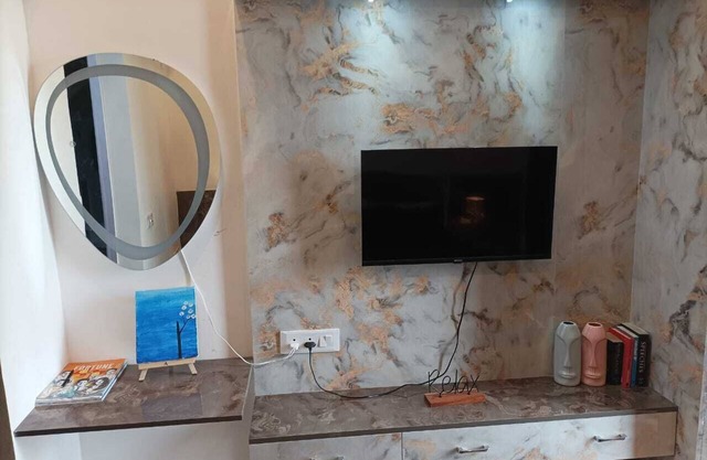 "Modern Apartment Near Expo Mart & Knowledge Park, Greater Noida