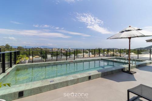 Modern Apartment Near the Beach! - ATC0301