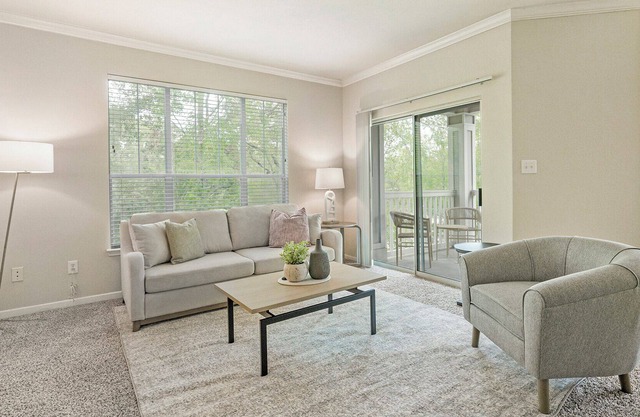Modern Apartment in Prime Location (ID4543X82)