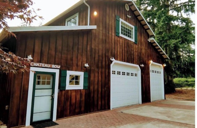 Modern Barn Retreat with Private Taproom & Forest Views
