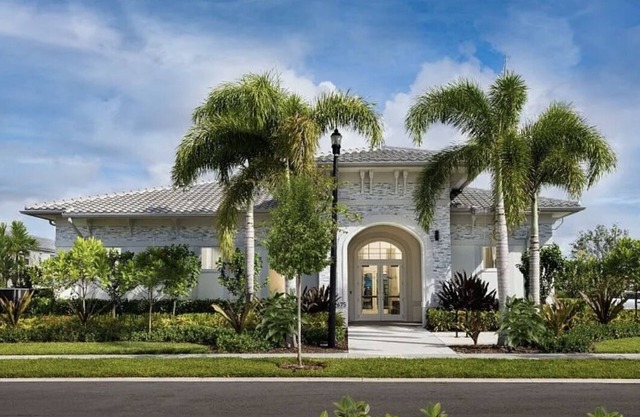 Modern Brand New 3-Bedroom Townhome near The Everglades and The Keys