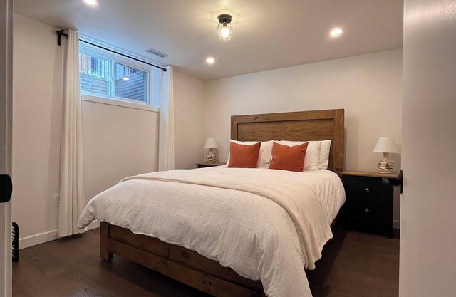 Modern & Bright 1-bedroom apartment - Brand New!