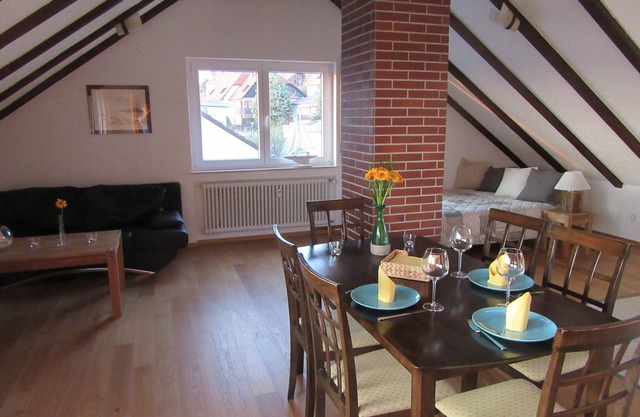 Modern, bright 2-room apartment, 150m to the lake