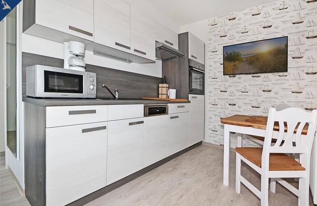 Modern bungalow with sauna, garden and close to the beach