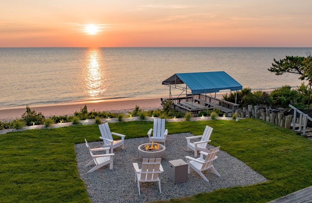 Modern Cape May Area Waterfront Luxury Home with Beach Access