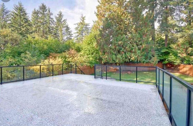 Modern chic house near ski resorts - North Vancouver