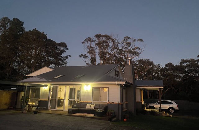 Modern, comfort and serenity in Fitzroy Falls