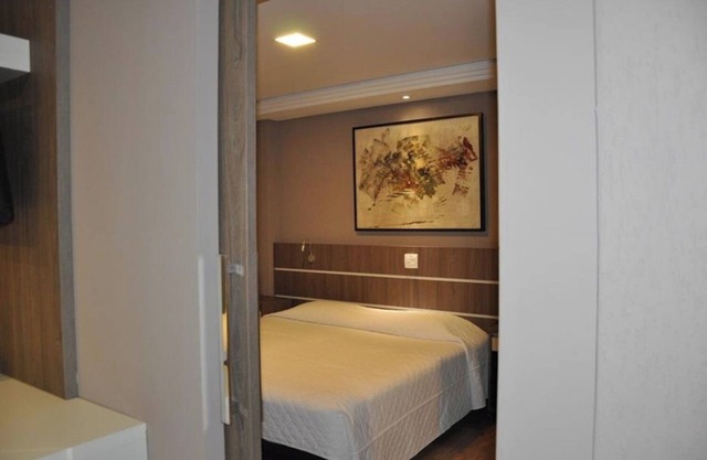 Modern Comfort Meets Accessibility and Style in Civic Center’s Master Suite