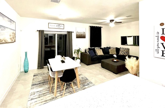 Modern comfortable brand new home in South Florida