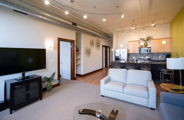 Modern Condo in Downtown Holland: The Superior