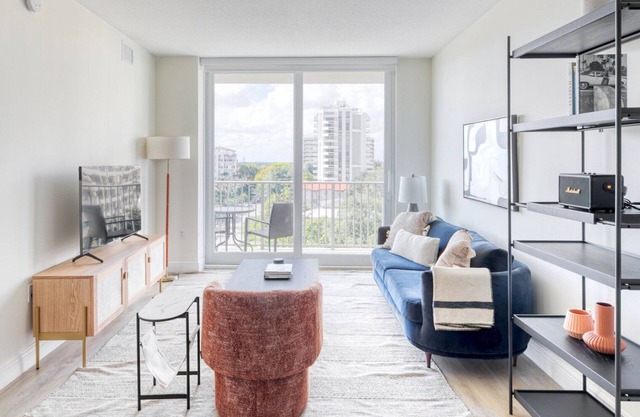 Modern Coral Gables 2BR w/W/D, Pool & Gym, near Shops, by Blueground