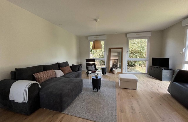 Modern Cottage in Historic Village with Garden and Air Conditioning