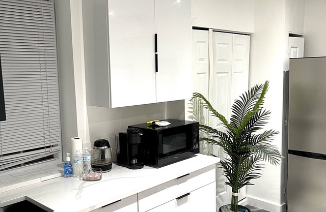 Modern Cozy Apartment - Near American Dream Theme Park & NYC