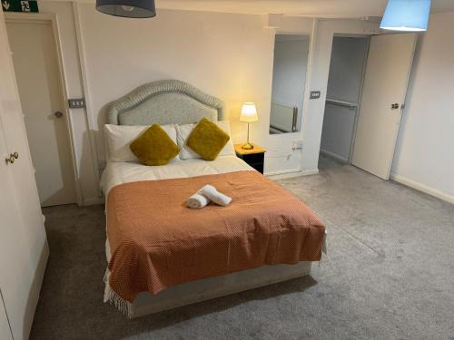 Modern En-Suite Rooms by Finsbury Park Station 8 mins to King's Cross by Tube