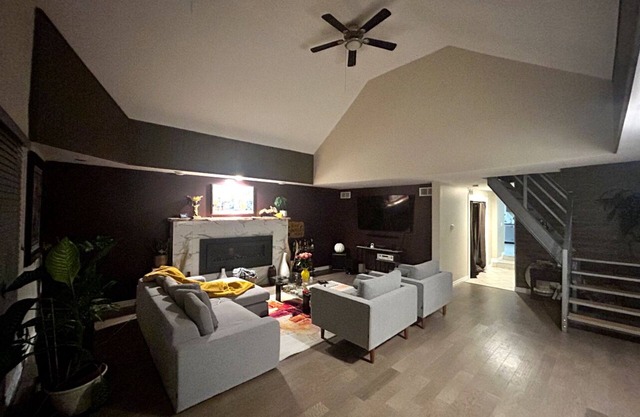 Modern Escape in the Heart of Niagara