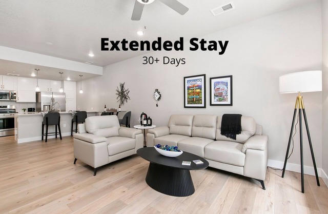 Modern Flat in Old Town N Attached Garage with EV