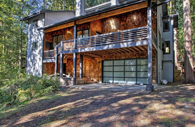 Modern Harstine Island Hideaway w/ Water Views!