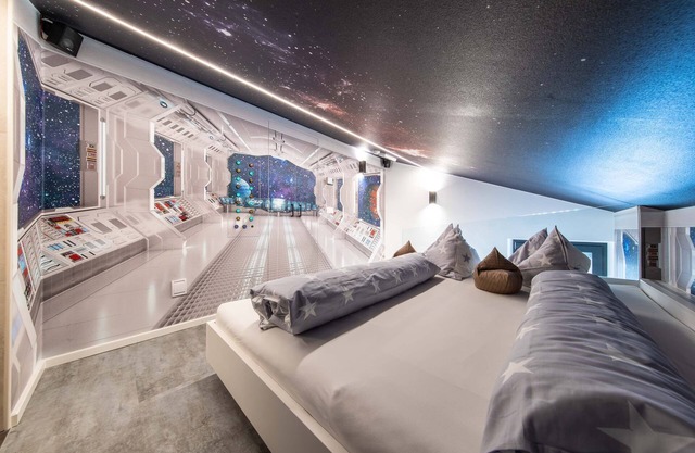 Modern Holiday Apartment "Sonnleiten Sterngucker 7" with Wi-Fi