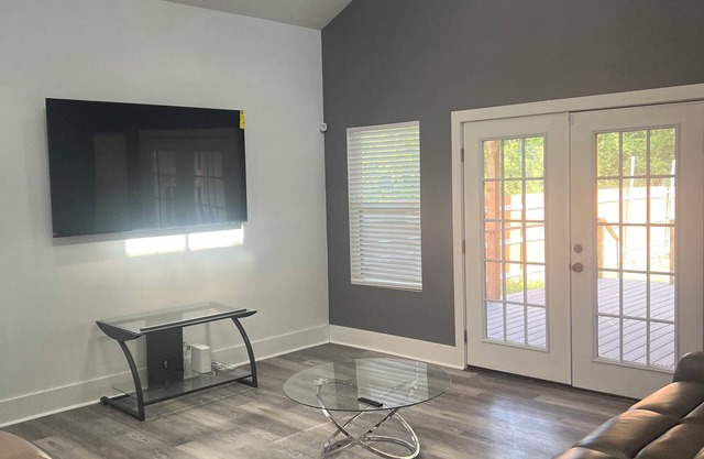 Modern home in Lancaster