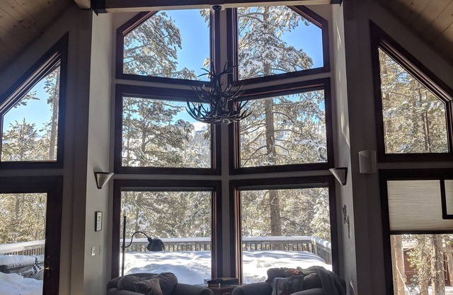 Modern Kirkwood East Meadows Home