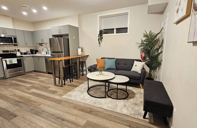 Modern Legal Suite - Separate Entry/Self Check-In