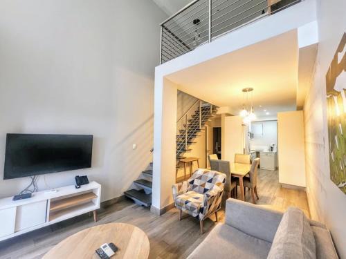 Modern loft at Regency