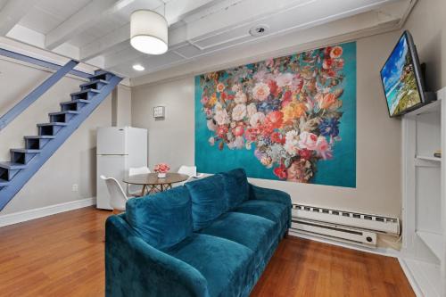 Modern Loft In Center City