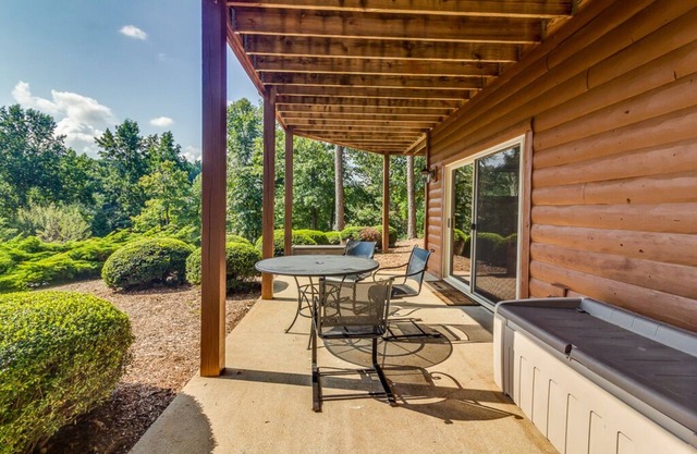 Modern Log Cabin Lake Keowee Home with Boat Slip! Near Clemson!