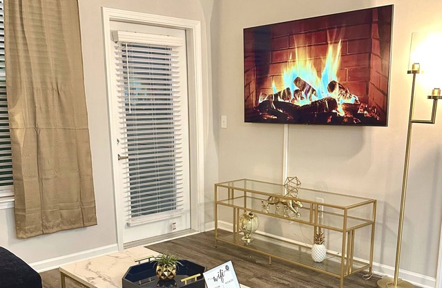 Modern Luxe 2 Bed Apartment