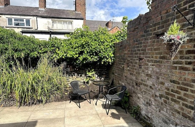 Modern Luxury 4 Bed House in the Heart of Macclesfield