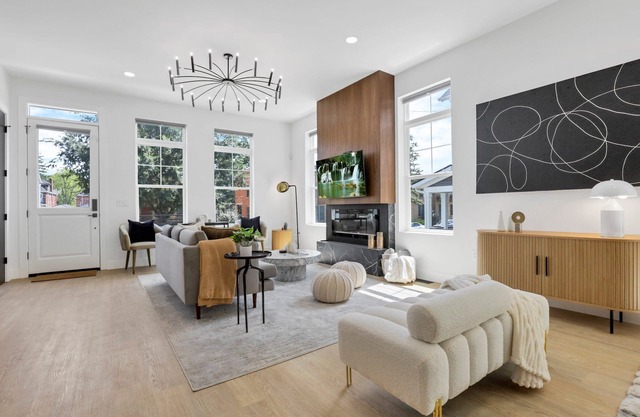 Modern Luxury in Downtown Cbus - Close to Franklin Park and the East Market