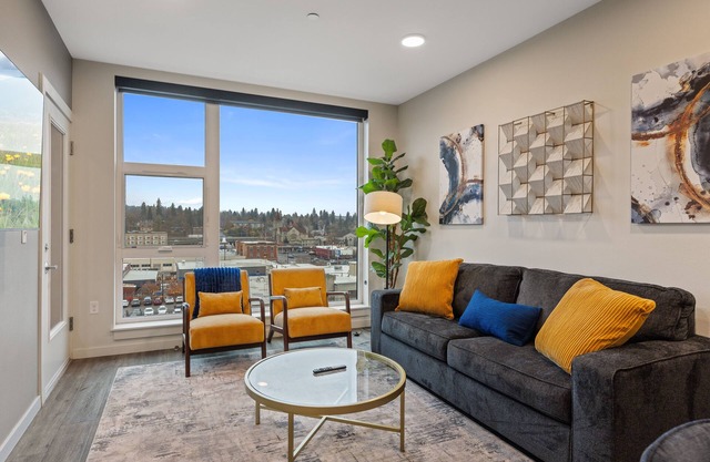 Modern Luxury living with a View! Free Parking