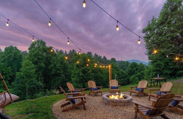 Modern Mountain Retreat w/ HotTub FirePit & Views