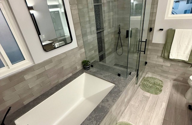 Modern Mountain Vie Retreat Sleeps 12 Sunset View & Fireplace