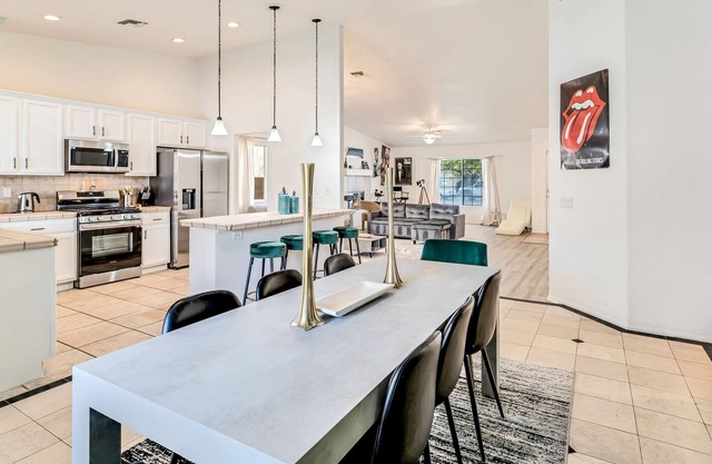 Modern musical oasis with a pool, hot tub, fireplace, and AC - dog-friendly