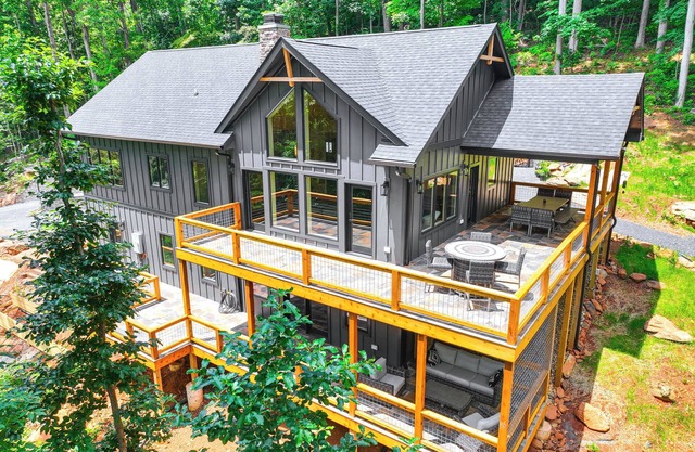 Modern Nellysford Getaway w/View: Deck & Fire Pit