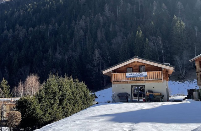 Modern new Built Chalet