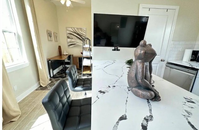 Modern New Orleans Tiny Home Casita! Hidden Gem!