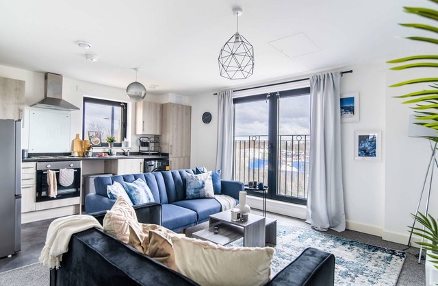 Modern One Bed Apt Near Heathrow