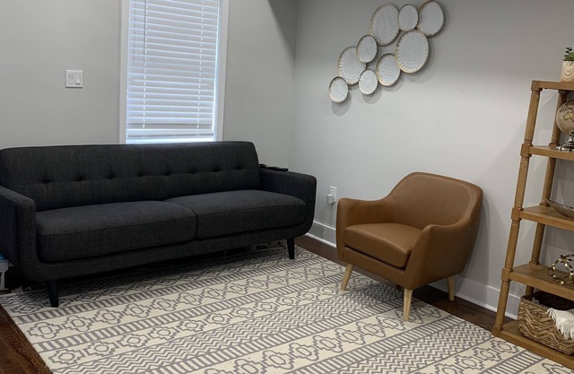 Modern One bedroom apt near H ST/Capital Hill